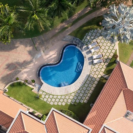Regal Rivera Villa Negombo Exterior photo