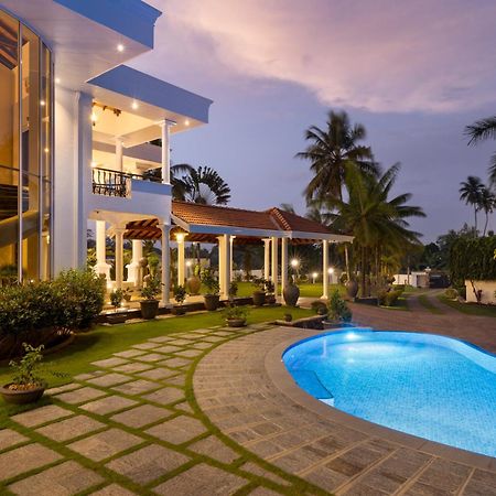 Regal Rivera Villa Negombo Exterior photo